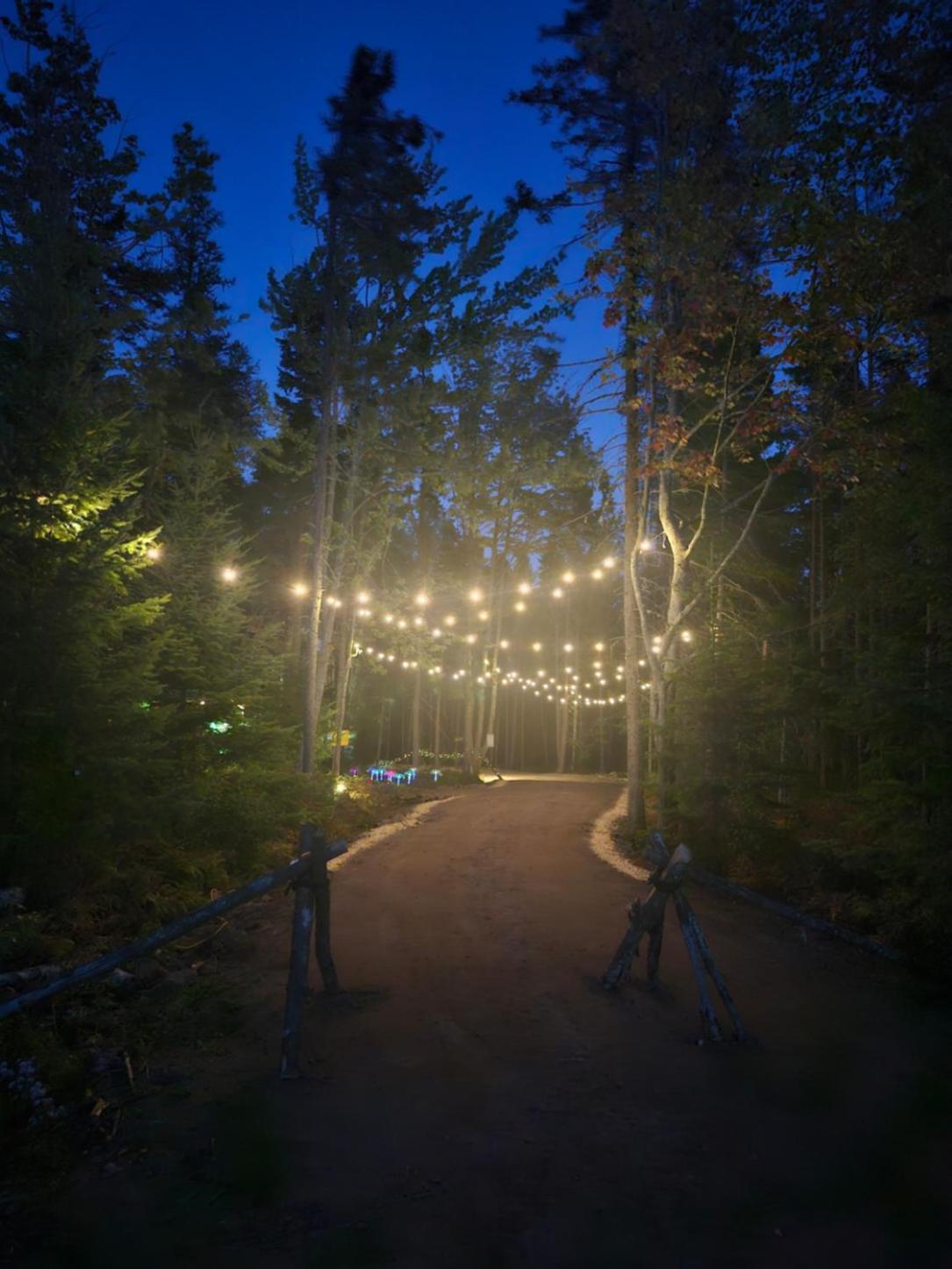 Estrella Glamping Hotel Caraquet Bagian luar foto