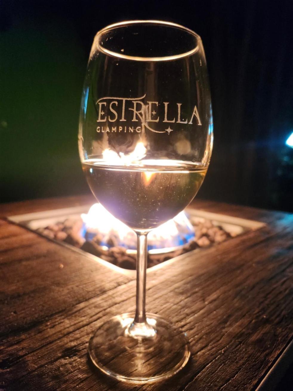 Estrella Glamping Hotel Caraquet Bagian luar foto