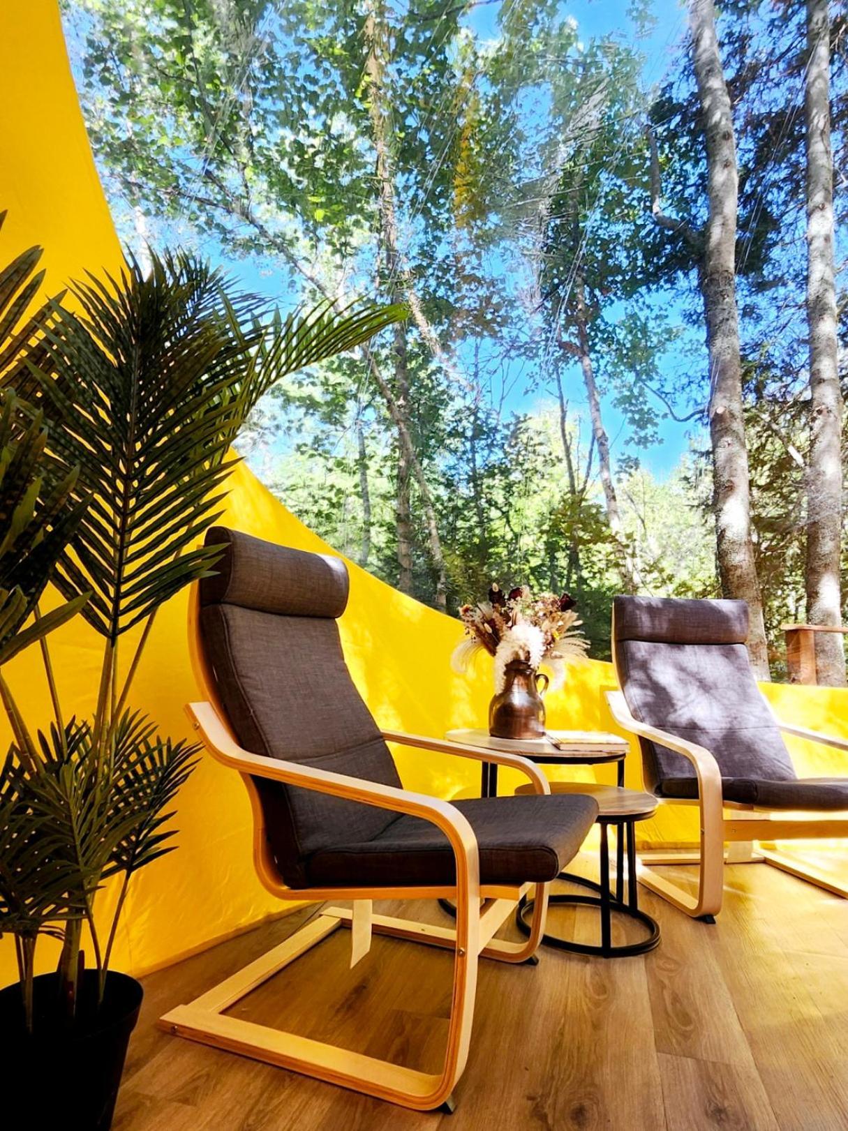 Estrella Glamping Hotel Caraquet Bagian luar foto